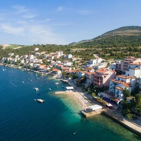 Σπίτι διακοπών Kata *